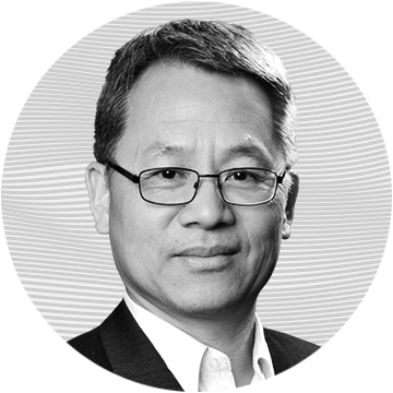 Headshots_Circle_BW_r2_Zuxu_Yao